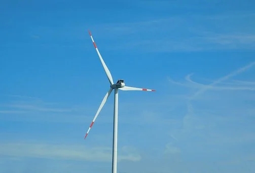 粵港澳大灣區(qū)首個大容量海上風電項目主體工程完工